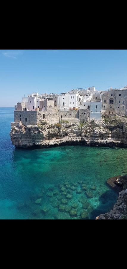 Polignano A Mare: Sulla Piazza Di Domenico Modugno Villa Dış mekan fotoğraf