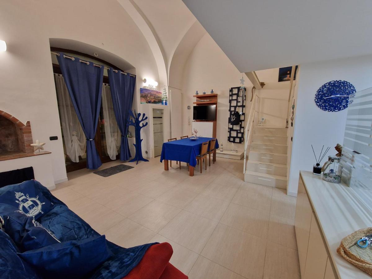 Polignano A Mare: Sulla Piazza Di Domenico Modugno Villa Dış mekan fotoğraf