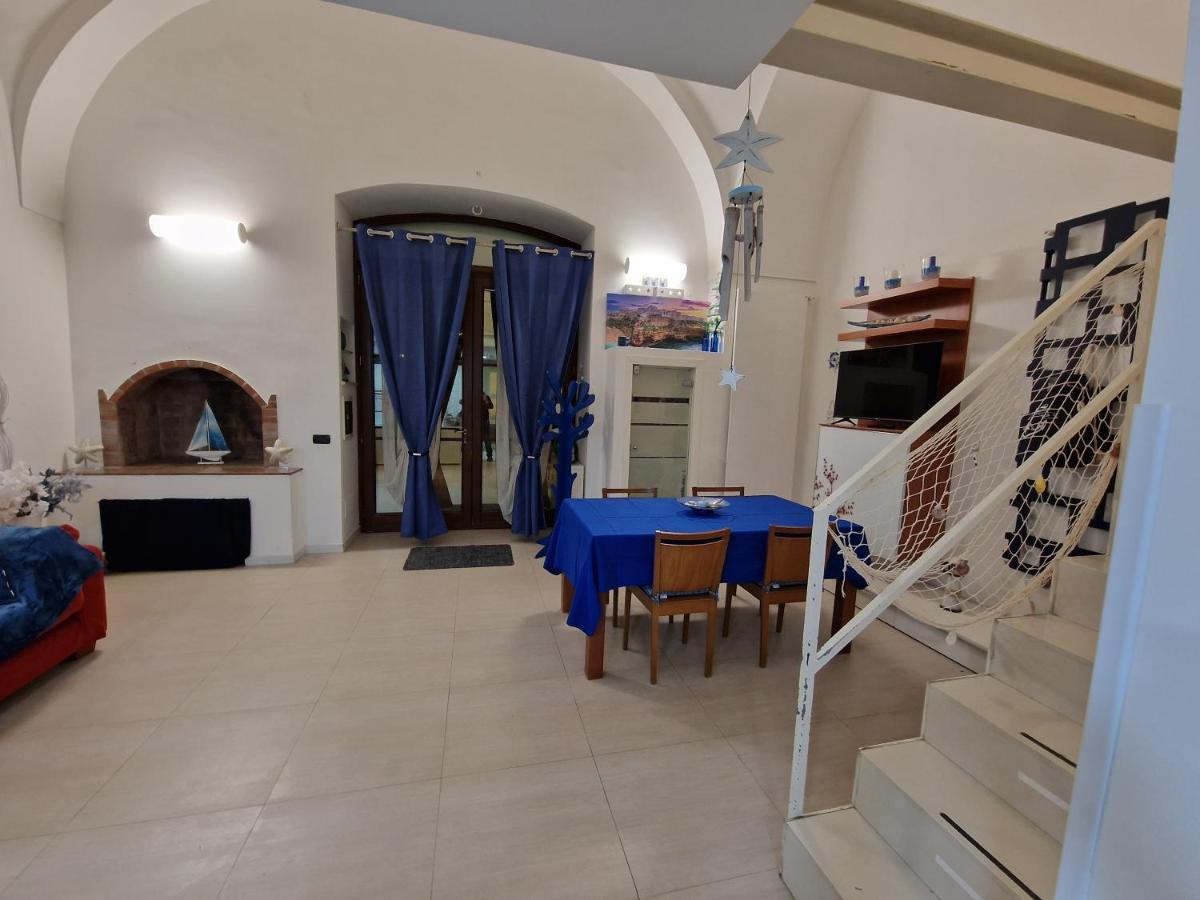 Polignano A Mare: Sulla Piazza Di Domenico Modugno Villa Dış mekan fotoğraf